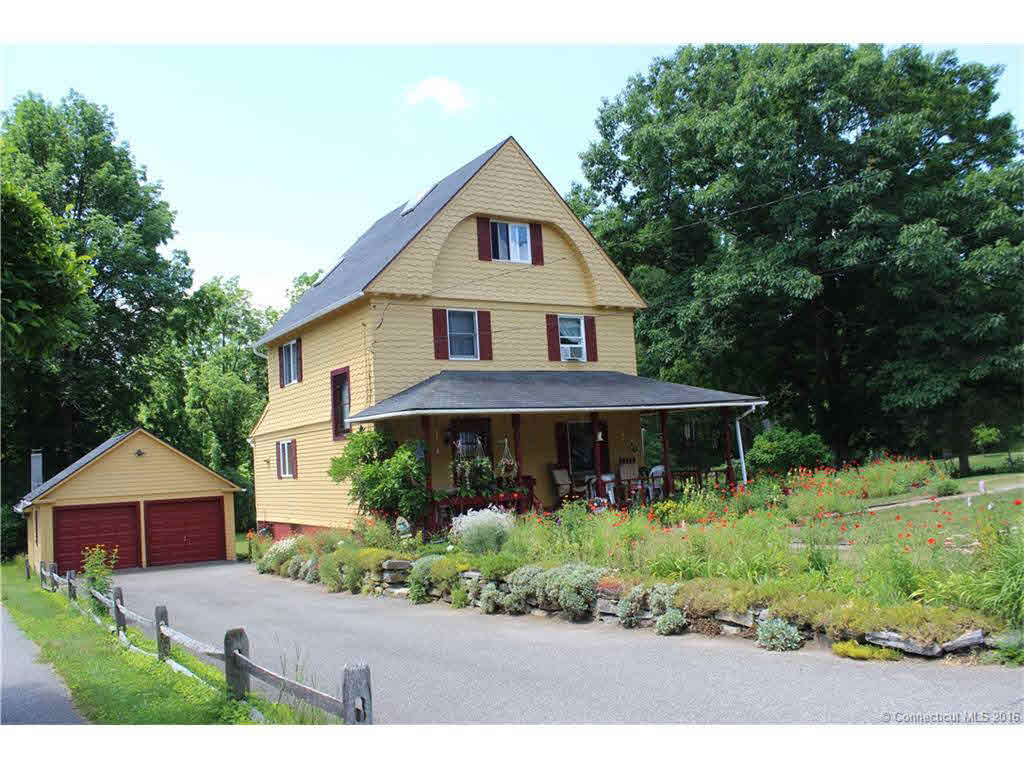 Building photograph for 437 LIME ROCK ROAD